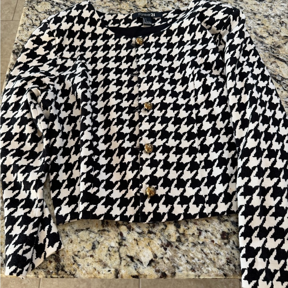 Forever 21 Monochrome Houndstooth Sweater